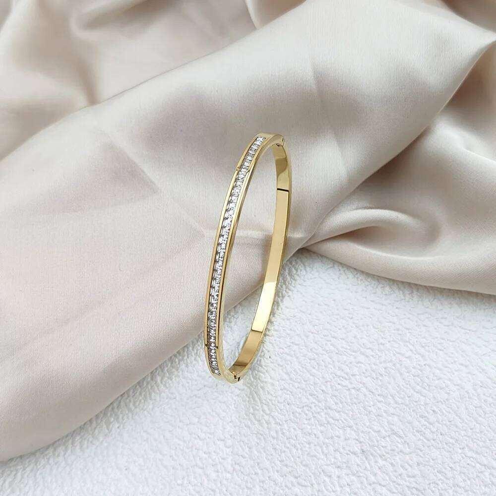 Stainless Steel Women Men Simple for Fashionable New 10 Jewelry Bracelet Rhinestone Gold Plated Girls Gift Hot Selling Free Shippin XJ260127