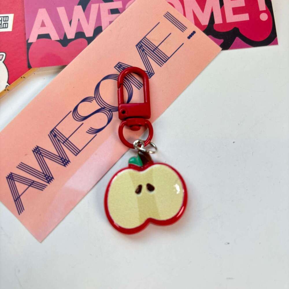 Cute Red Apple Keychain Girly Best Friend Pendant Gift Ornament Fun Food Play Backpack Accessory S260126 03e