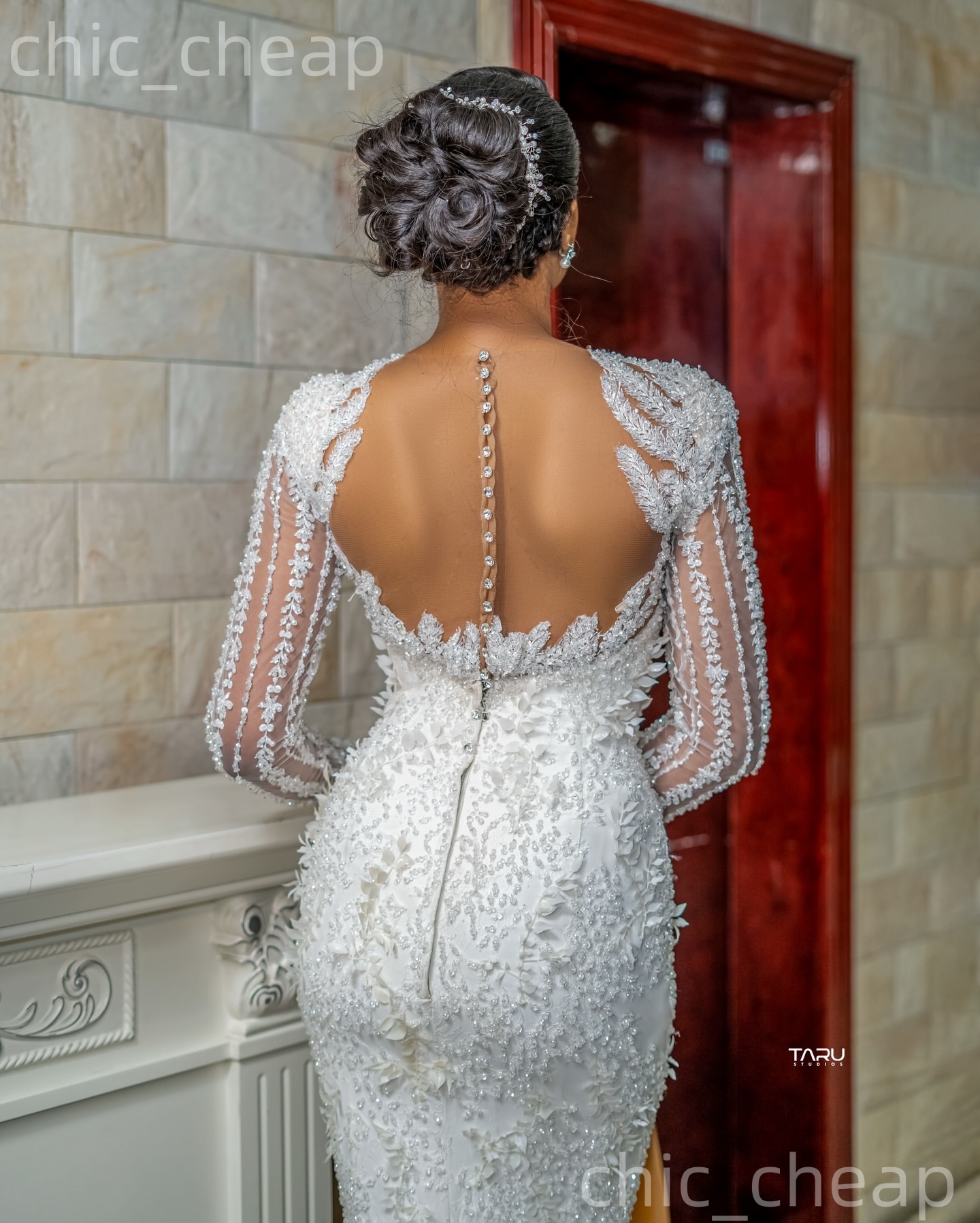 African Aso Ebi 2026 Ivory Mermaid Wedding Dress Floral Lace Beaded Sheer Neck Detachable Train Vintage Charming Bridal Gowns Dresses ZJ234