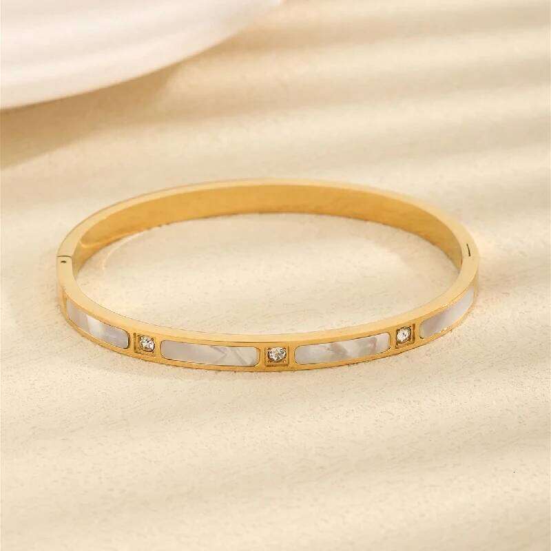New style simple gold-plated titanium steel bracelets diamond-encrusted shell bracelet XJ260127