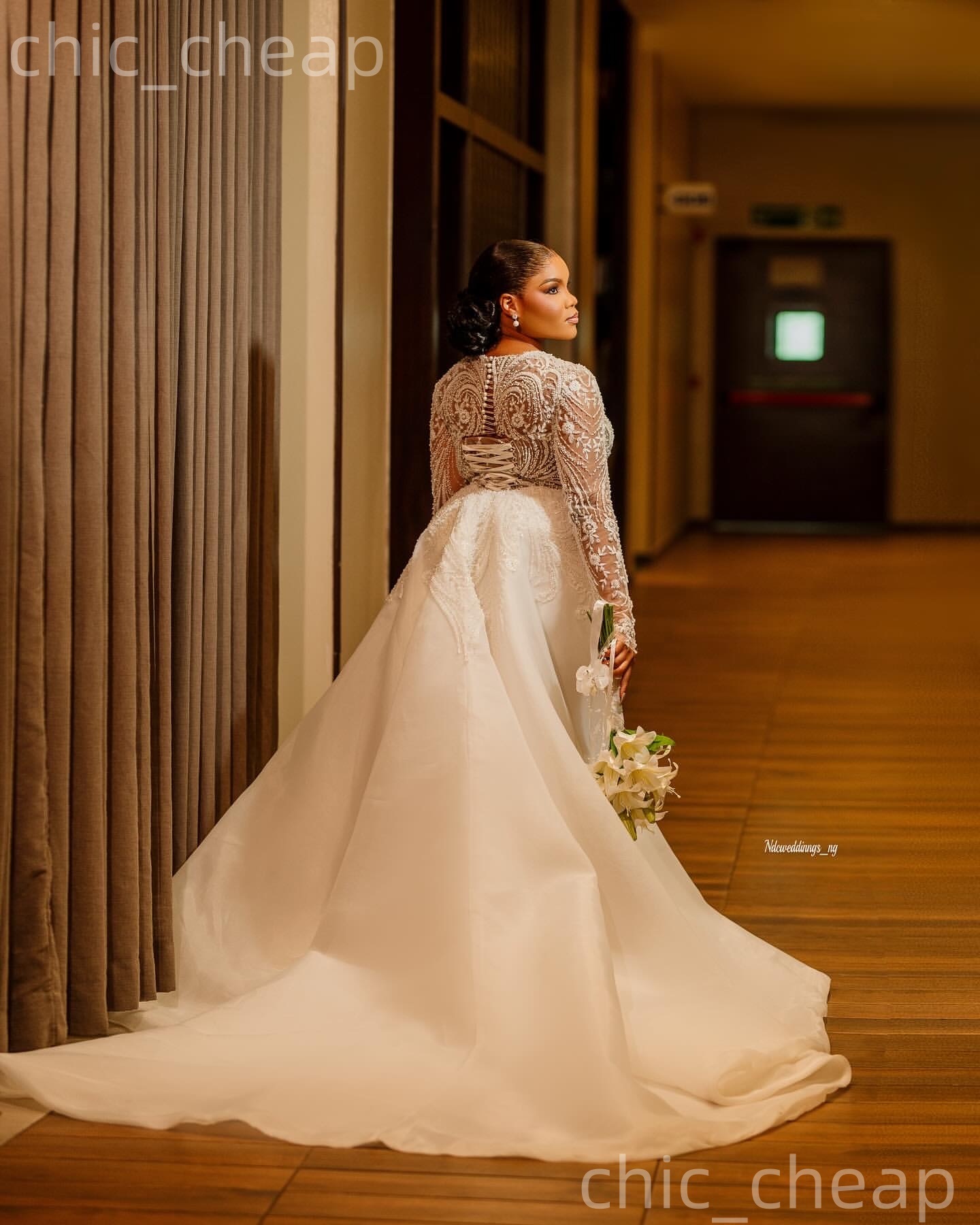 African Aso Ebi 2026 Ivory Sheath Wedding Dress Illusion Sheer Neck Full Sleeves Sequined Lace Detachable Train Vintage Bridal Gowns Dresses ZJ234