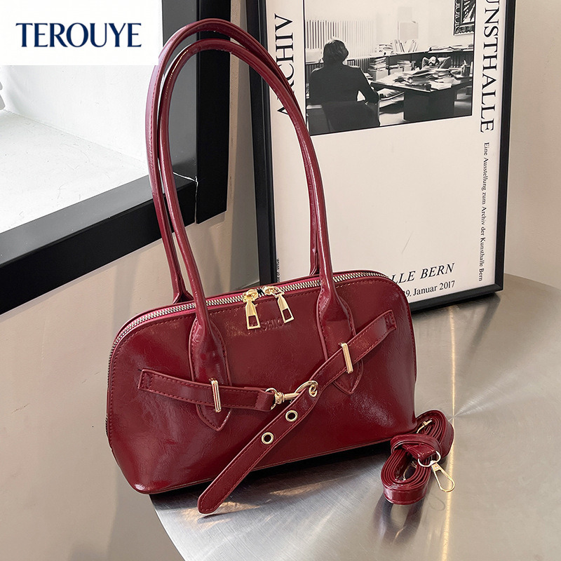 TEROUYE autumn and winter new Korean bag style light luxury elegant style niche design fashionable shell bag retro women's shoulder bag