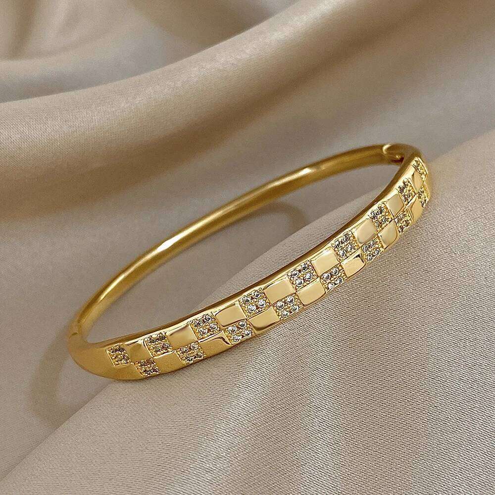 Stylish Zircon Square Patchwork Cuff Bracelets for Women Fashion Gold Plated Copper Stacking Bangle Bracelet Charm Jewelry Gifts XJ260127