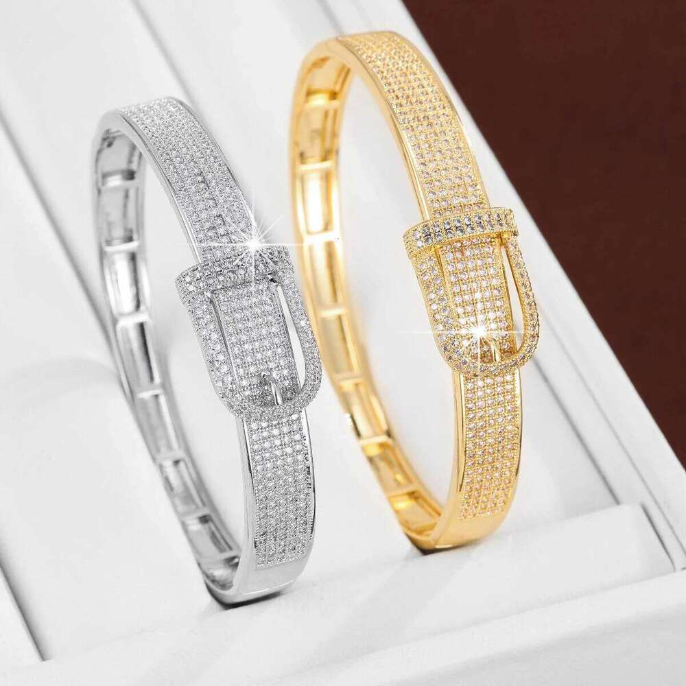 Trendy Belt Buckle Design Synthetic Zirconia Women's Bracelet For Banquets And Gifts Jewelry Accessory XJ260127