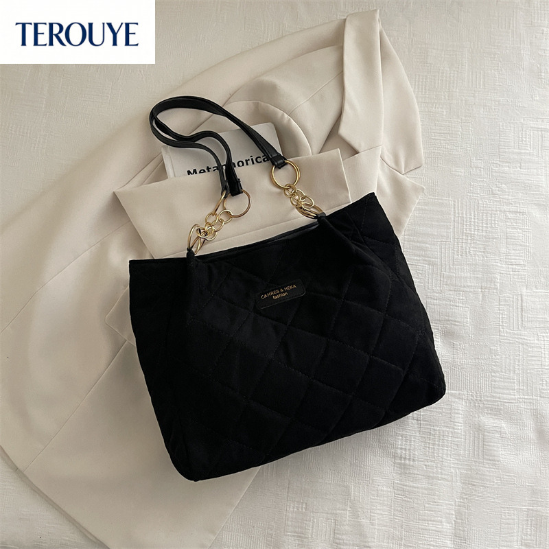 TEROUYE Fashionable large capacity women's handbag autumn and winter heart Amen casual quilted embroidered shoulder bag trendy luxury
