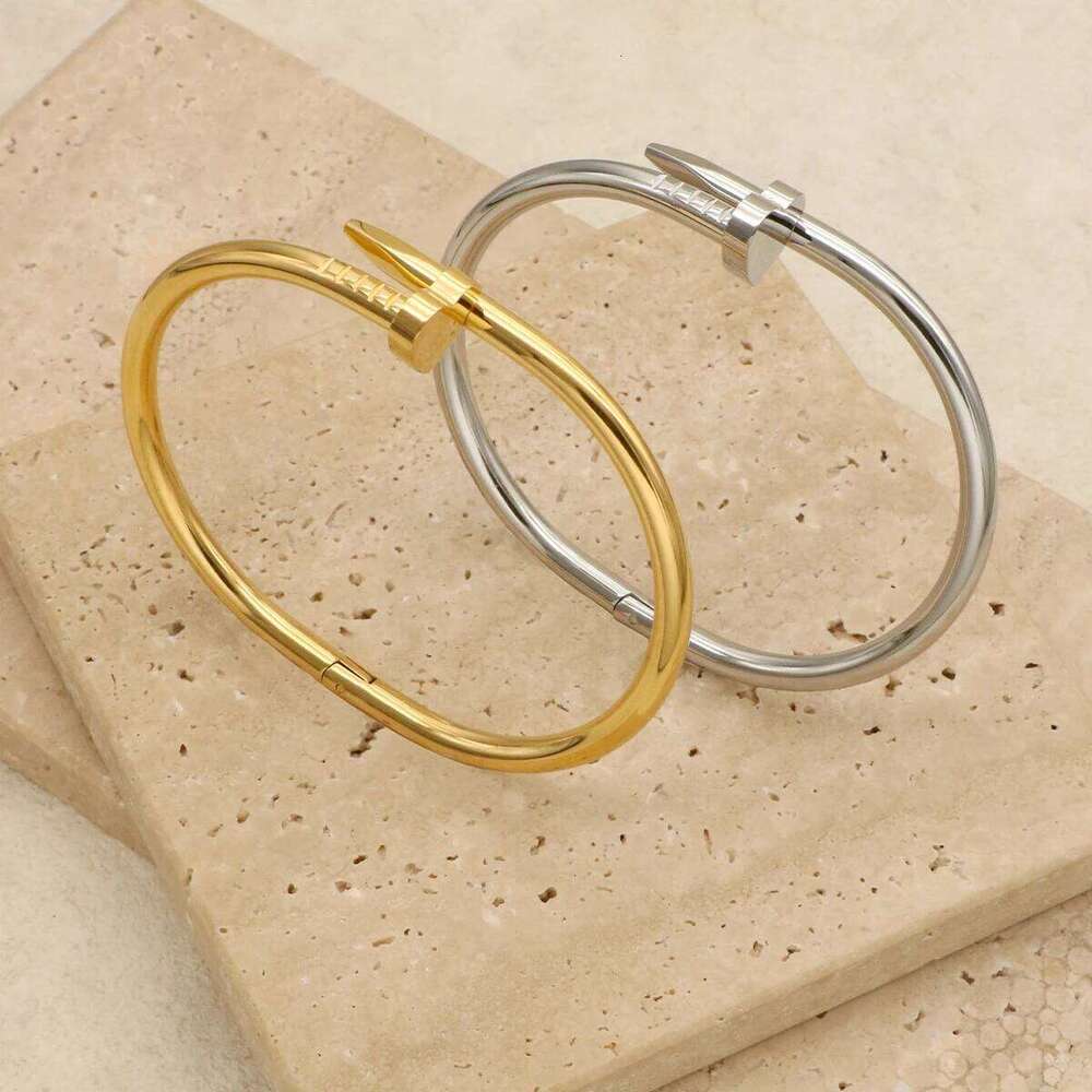 1 Piece No Fade Stainless Steel Classic Nail Bracelet Gold Silver Color Heart Shaped Love Eternal Couple Jewelry pulseras bijoux XJ260127