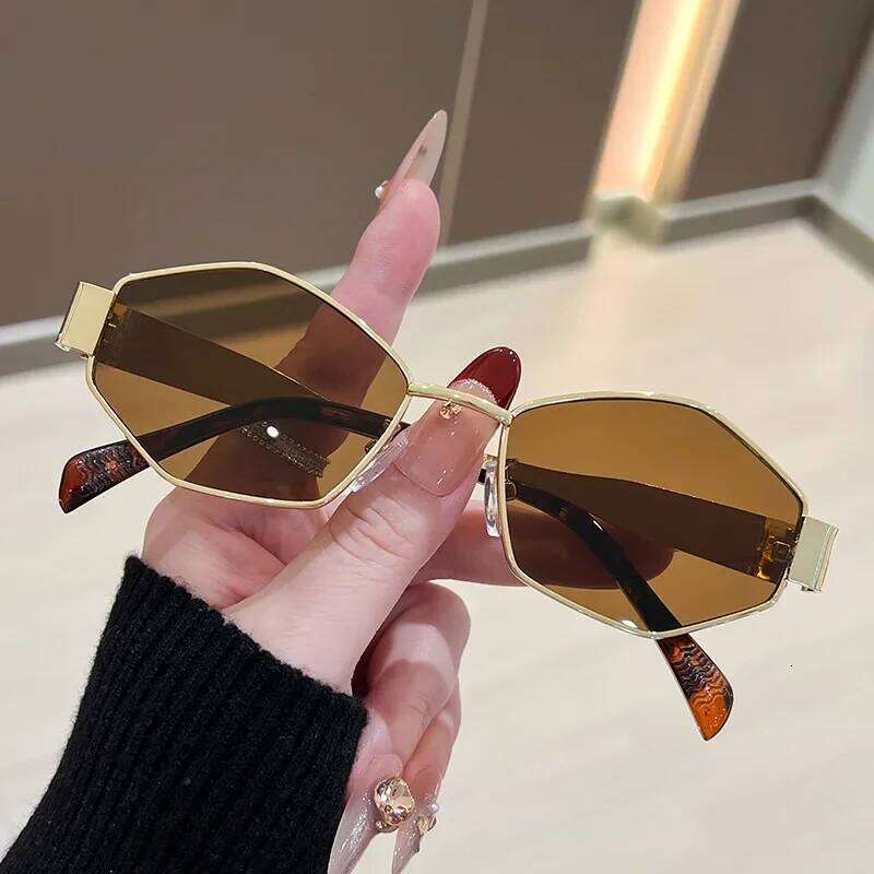 Fashion Polygonal Women Sunglasses 2025 Vintage Brand Rhombus Ladies Sun glasses Shades Unique Metal Frame Punk Eyewear Men Z260127