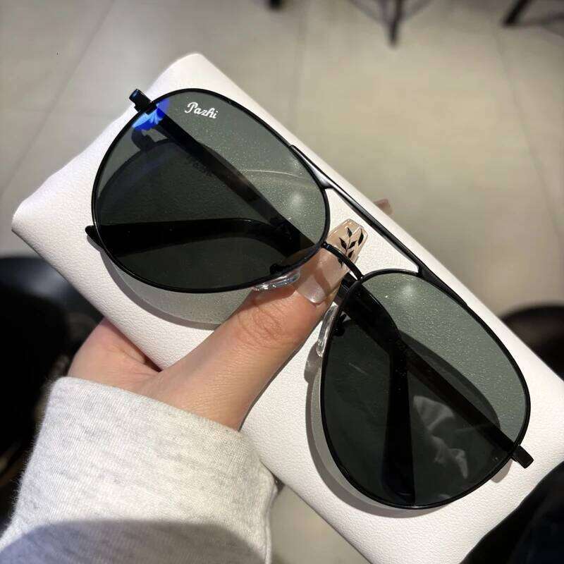 2025 New Glass Sunglasses Men Fashion With UV Protection Large Frame Refreshing Sunshade For Driving Pilot Style Glasses Z260127