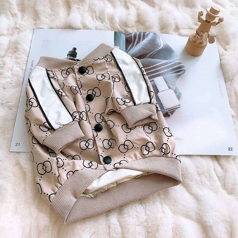 Winter Pet Clothing Fat Dogs Jackets Designer Luxurious Fashion Comfortable Warm Jacket Puppy Clothes Bulldog Bago Dog Costume