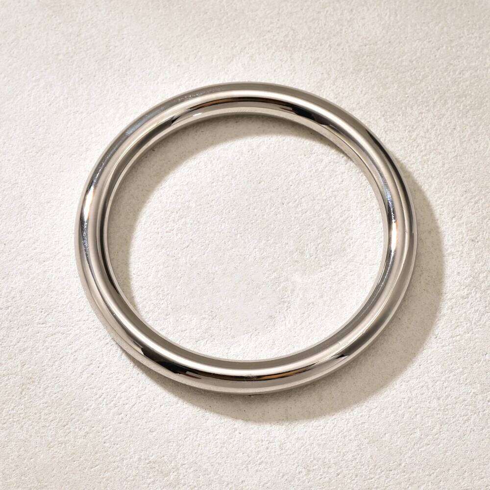 C29 Simple and fashionable traditional plain ring for women, ins stainless steel hollow bracelet jewelry XJ260127