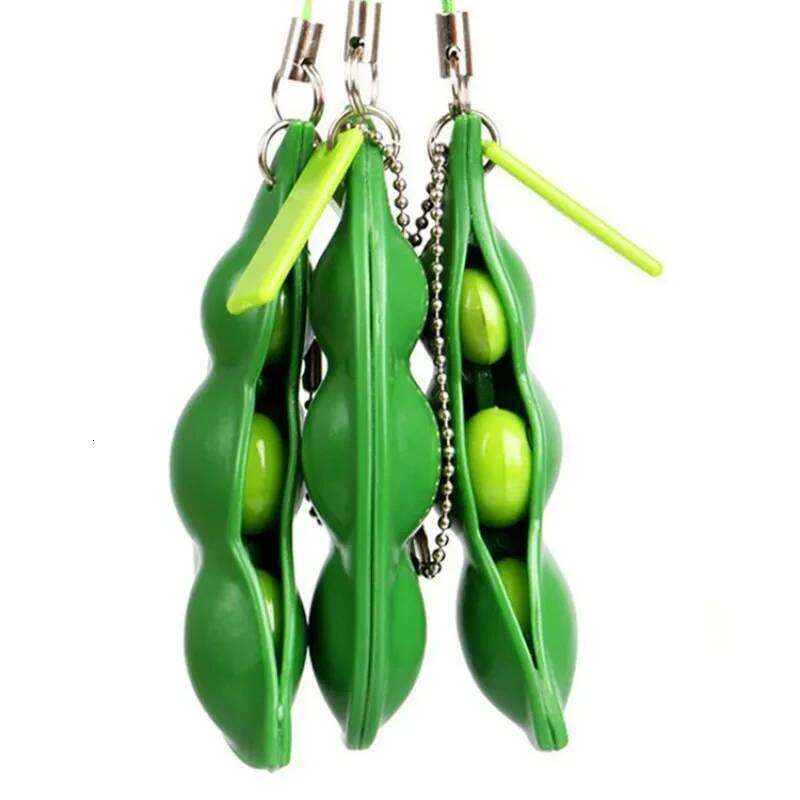 Hot Selling New Edamame Pea Key Chain To and Relieve Boredom Versatile Temperament Stress Reliever Toys Surprise S260126