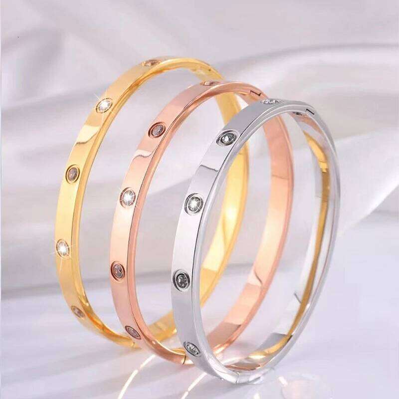 Fashionable Couple Ten Titanium Steel Trendy Sky of Stars Women Full Diamond Bracelet Jewelry XJ260127