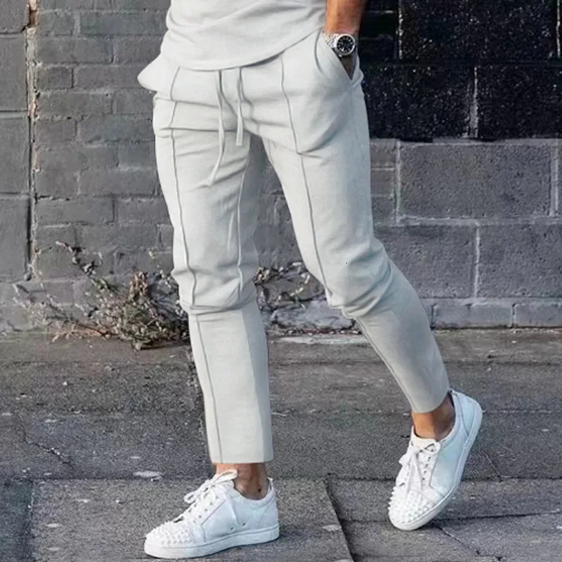 Mens Light Street Comfortable Ruffled Pants Casual Pants High Quality Fashion Solid Color Pocket Sports Mens Pants 260127