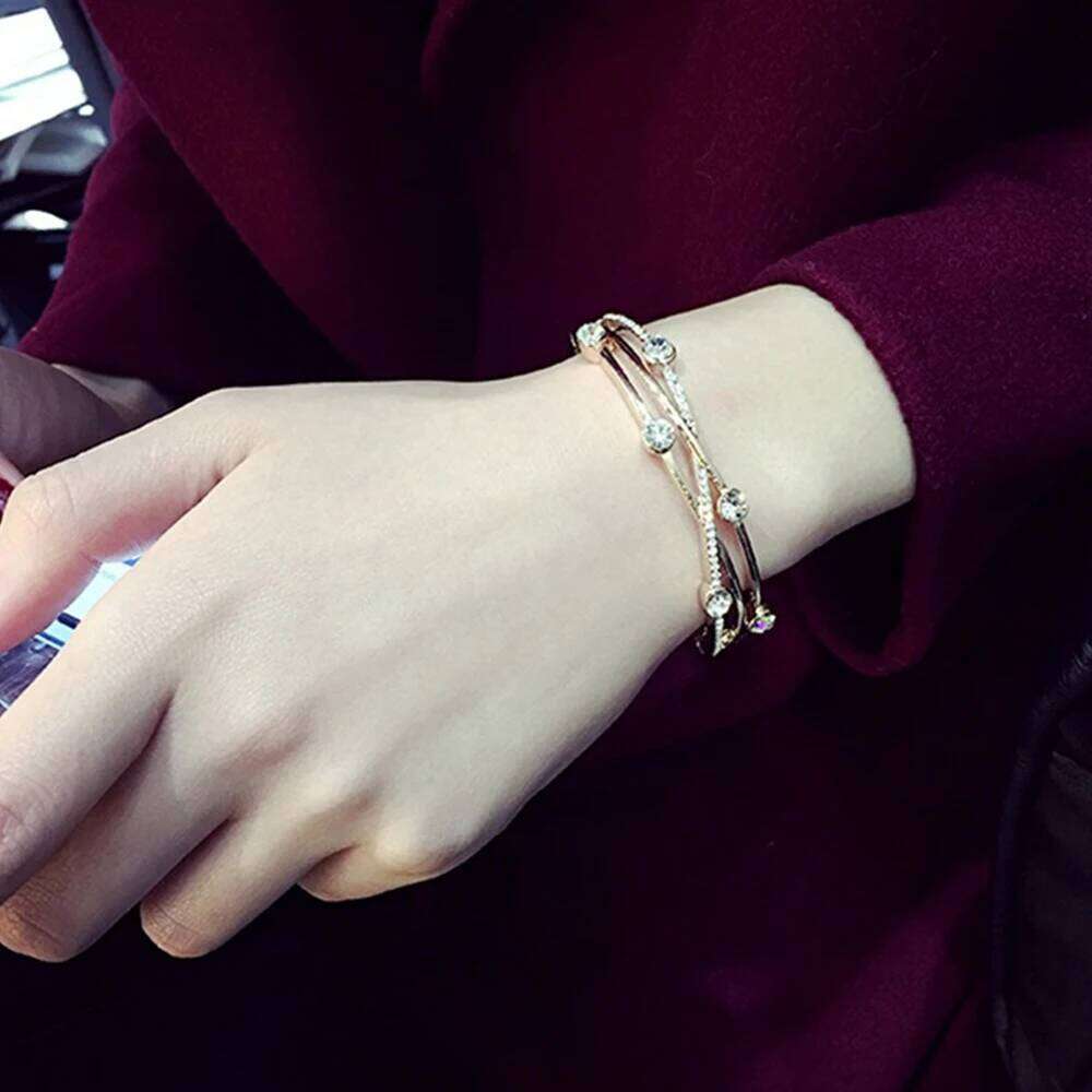 Hot Selling 18K gold-plated titanium steel full diamond bracelet super flash High Quality Bracelet For Women Jewelry XJ260303