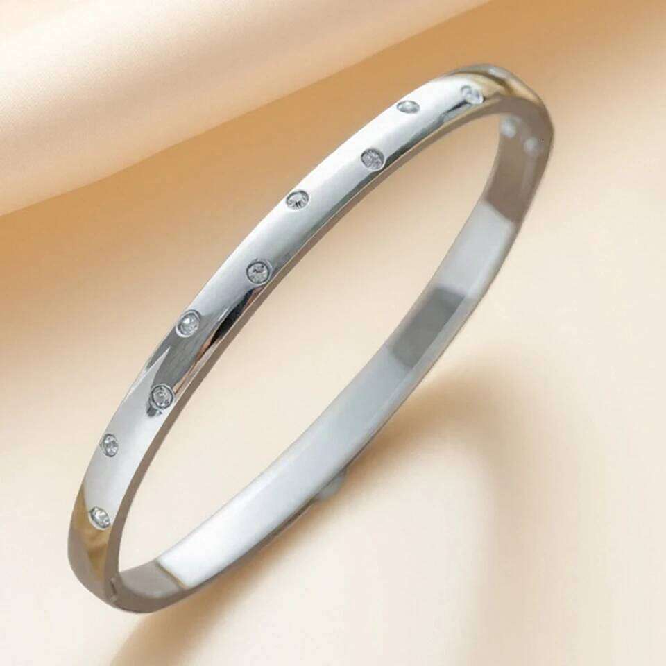 Stainless Steel Round Zircon Inlaid Bangles For Women Couple Holiday Gift Bracelet Party Daily Jewelry XJ260127