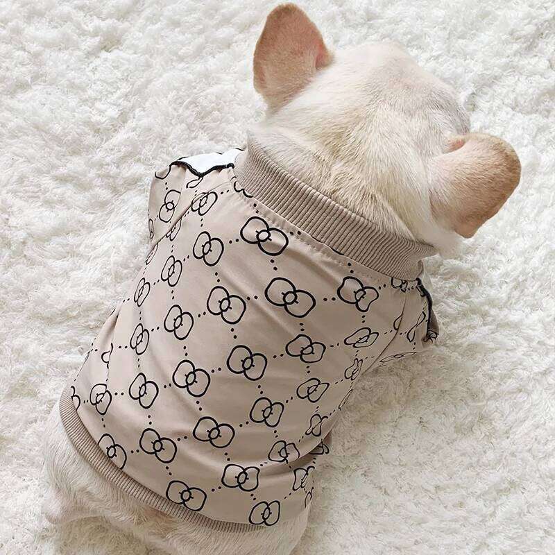 Winter Pet Clothing Fat Dogs Jackets Designer Luxurious Fashion Comfortable Warm Jacket Puppy Clothes Bulldog Bago Dog Costume