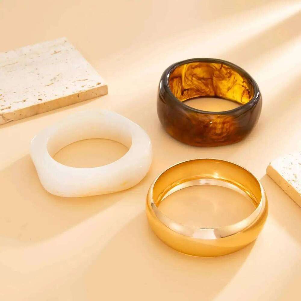 Salircon 3 Style Trendy Exaggerated Resin Wide Bangle Women HipHop Gold Color Geometric Heavy Metal Bangles Bracelet Men Jewelry XJ260127