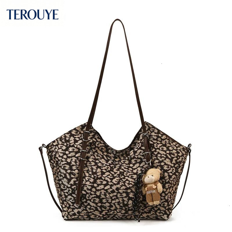 TEROUYE Retro suede design handbag for autumn and winter, large capacity, fashionable and elegant, luxurious armpit bag, women's shoulder bag, tr