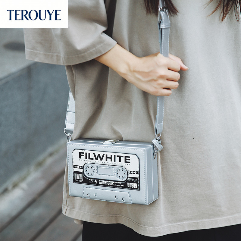 TEROUYE Autumn and winter new fashion niche design small square bag, Korean retro luxury style armpit bag, women's shoulder bag,