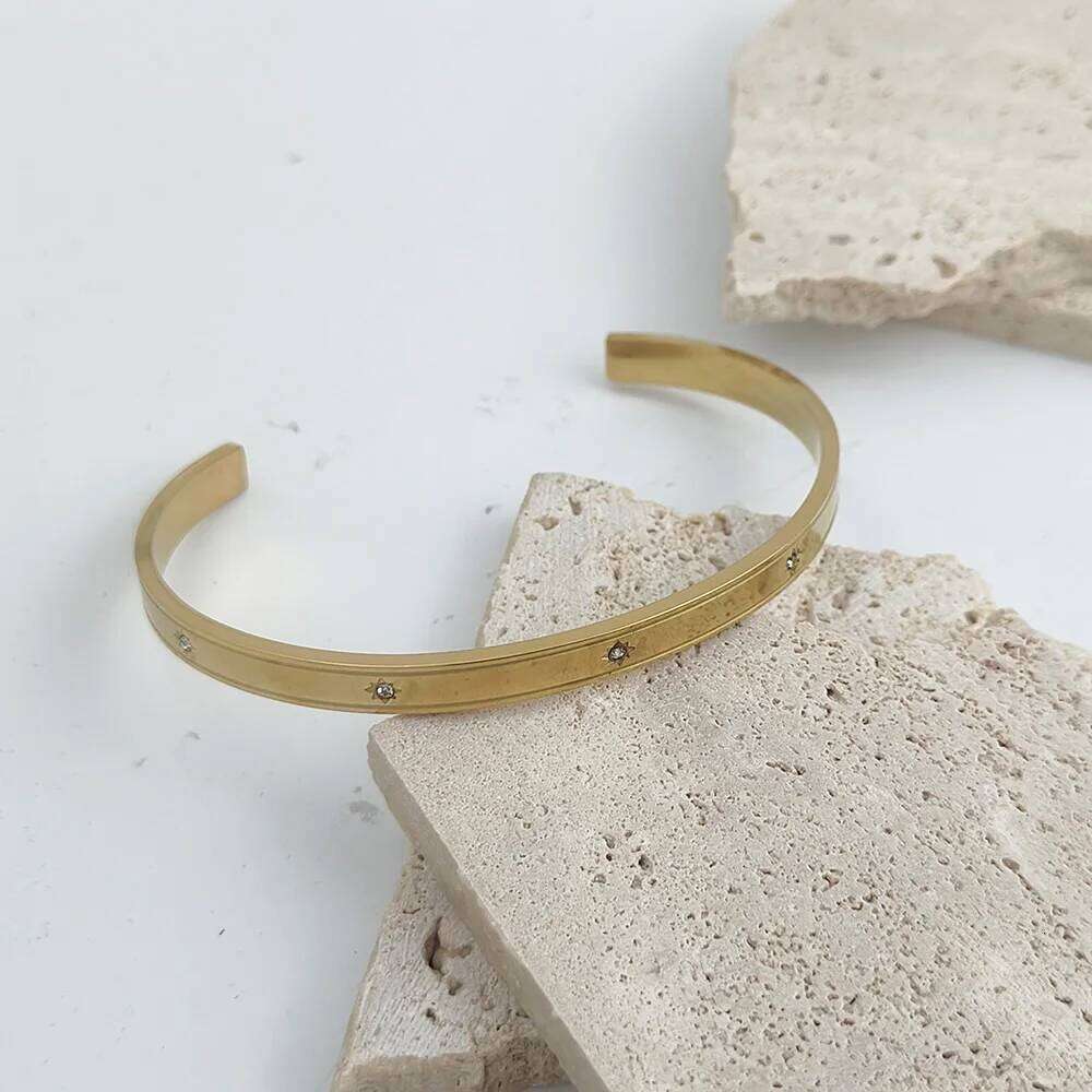 New simple personalized fashionable stainless steel women's bracelet, retro jewelry, inlaid with zircon,gift for women XJ260127