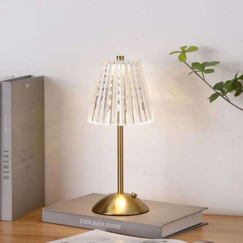 Crystal Retro Table Bedroom Bedside Luxurious Atmosphere Lamp Rechargeable Dimming LED Light Z260127