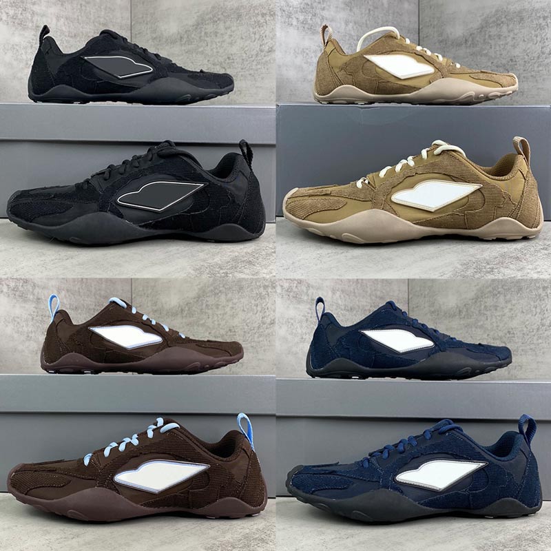 Mens Monday Ultra Trainers in Black Designer Men Sneakers Worn out Effect Cotton Polyester Upper 3B Rubber Sole Back pull on tab 26SS New Retro Casual Sports Shoes