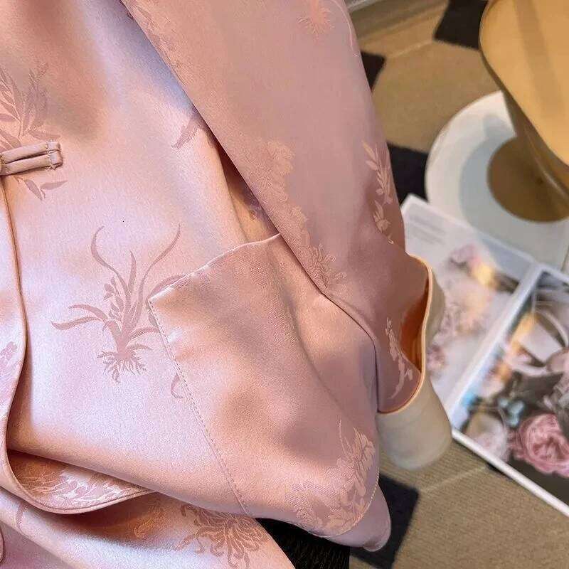New Women's Shirt Spring Autumn Chinese Style V-Neck Temperament Ladies Blouse Design Sense Retro Lady Casual Tops DREAM RECALL