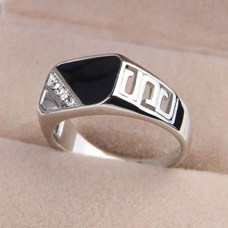 New Metal Glossy Rings for Men Geometric Width Signet Square Finger Punk Style Fashion Ring Jewelry Accessories Anillo Hombre XJ260127