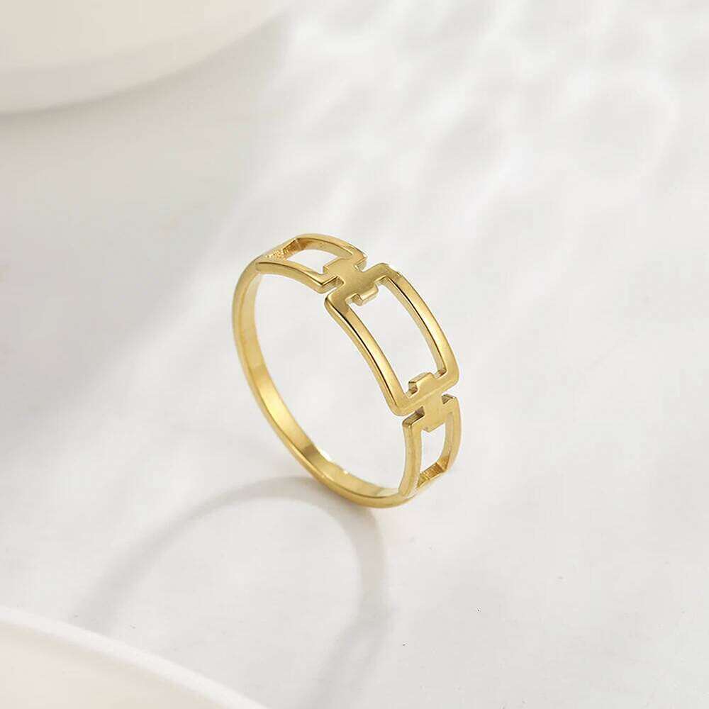 Skyrim Simple Rectangle Chain Women's Ring Kpop Stainless Steel Rose Gold Color Finger Rings Fashion Jewelry Gift Wholesale XJ260127