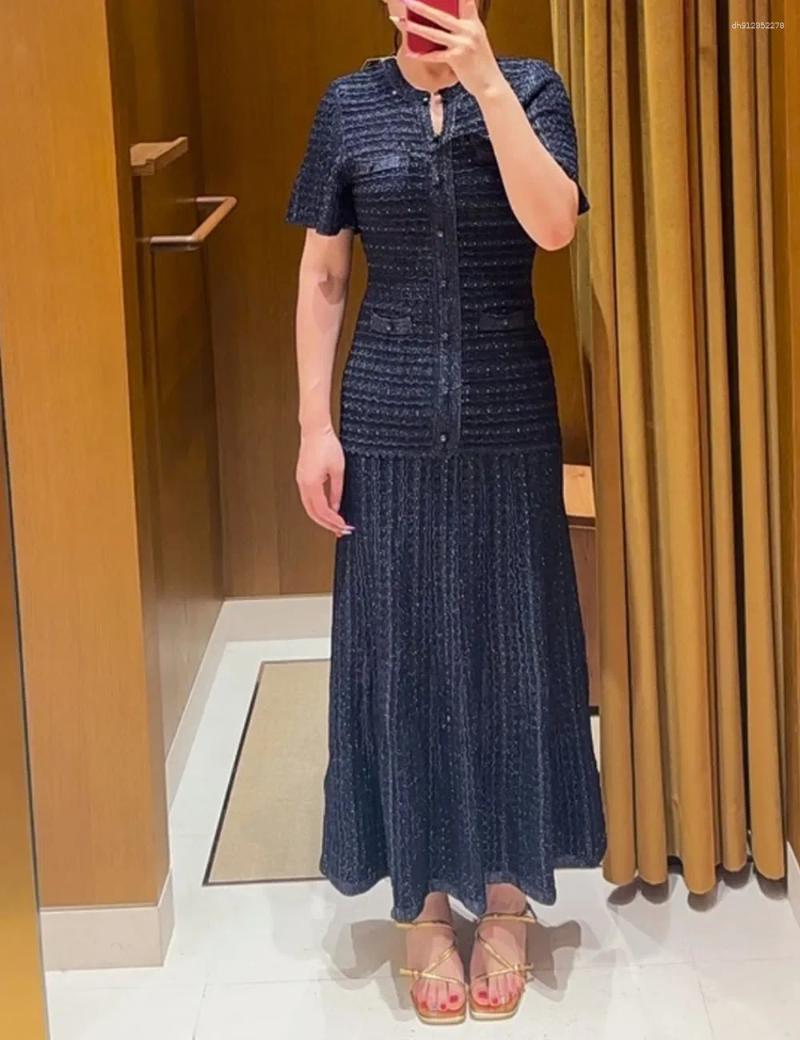 Casual Dresses Women's Knitted Midi Dress Elegant Round Neck Diamond Embellished Waist Cinched Ladies Short Sleeved Long Robe With Buttons
