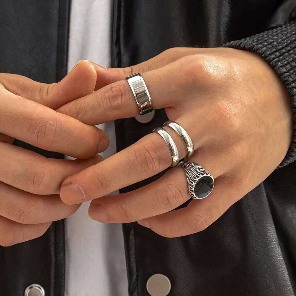 4Pcs Retro Simple Stainless Steel Wide Men's Gothic Pattern Metal Ring Casual Jewelry XJ260127