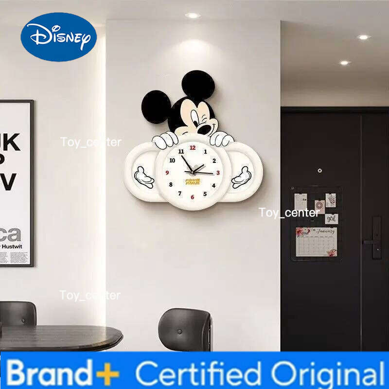 Disney Mickey Cartoon Living Creative TV Children's Room New Simple Modern Silent Restaurant Wall Clock Gift H260128