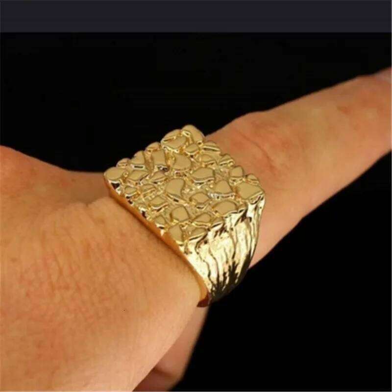 Jianjie Men's Uneven Bumpy Luxury Gold/Silver Color Rings Square Delicate Party for Business Men Charming Accessories XJ260127