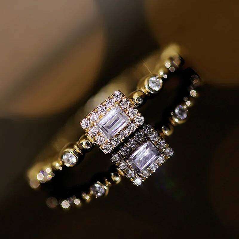 Huitan Dainty Shiny Rectangle Rings for Women Exquisite Gold Color Female Finger Accessories Trendy Engagement Wedding Jewelry XJ260127