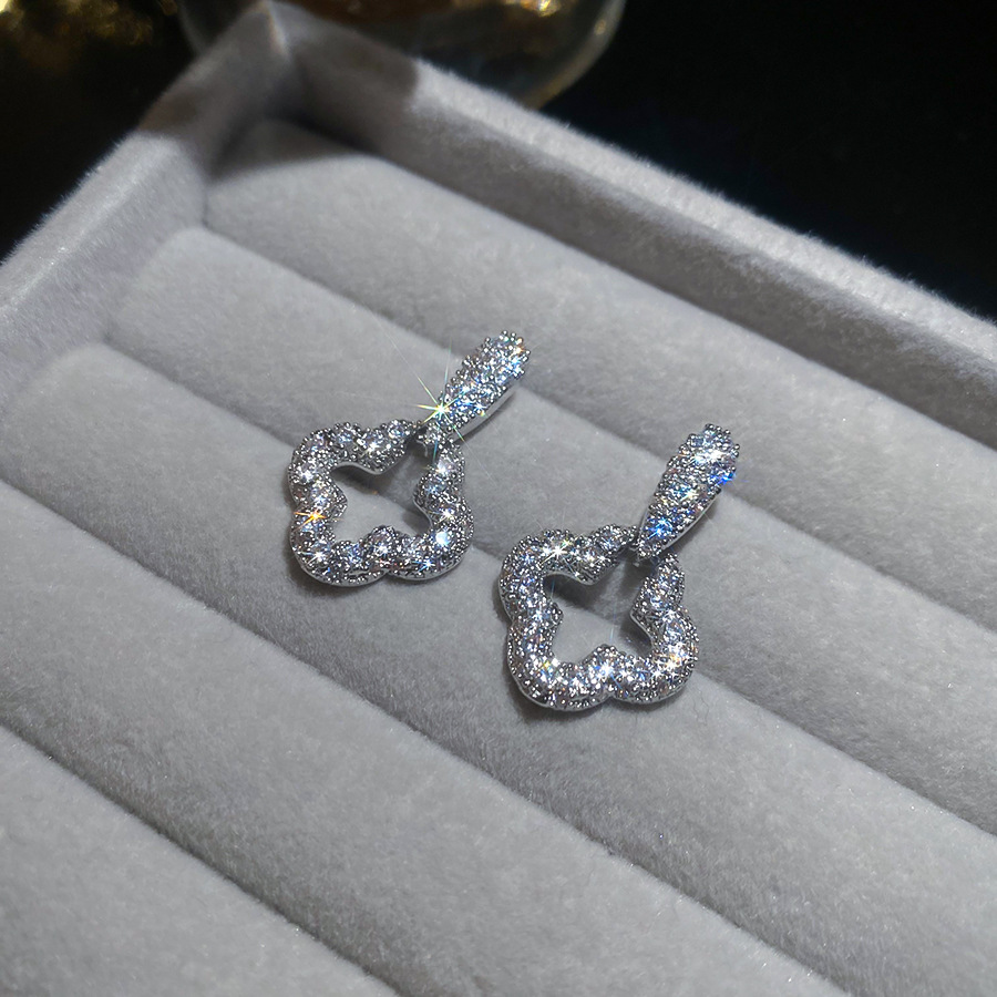 Real Gold Plated Silver Needle Zircon Flower Personality Fashion Niche Temperament Light Luxury High-end Earrings for Women - view 6
