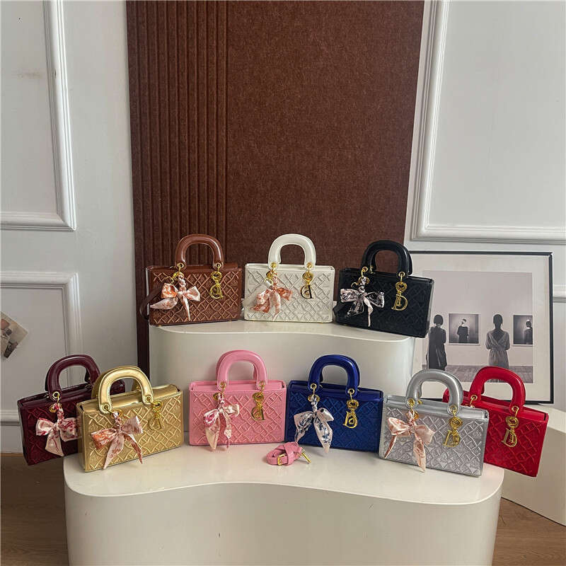 Heavy Embroidery Handbag Princess Diana Style Women New Hot-Selling Fashion Scarf Single Shoulder Crossbody Bag tote