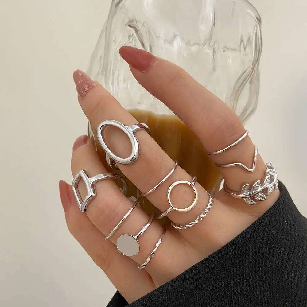 New Fashion Creative Geometric Leaf Wave Hollow Set 11 Pcs for Women Men Simple Knuckle Ring Charm Wedding Party Jewelry XJ260127