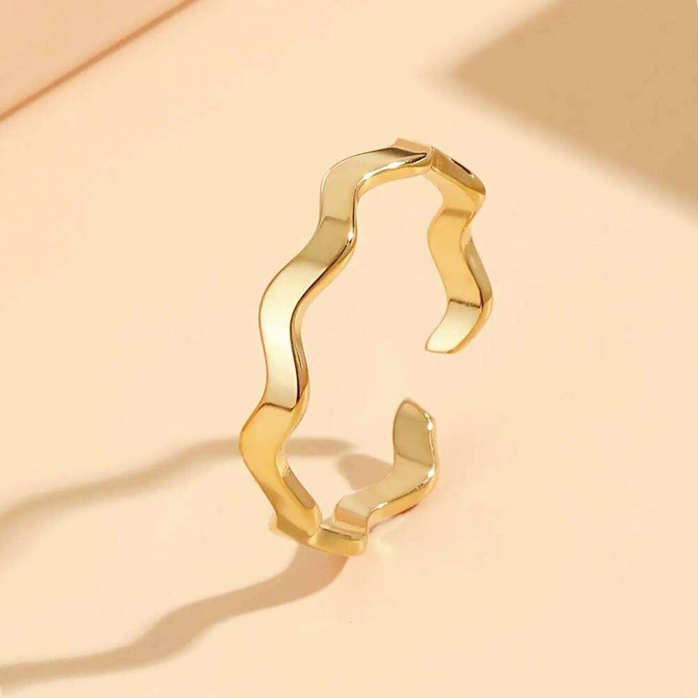 New Fashion Stainless Steel Wave Open for Women Female Adjustable Geometric Mbius Rings Non-fading Jewelry Gift Wholesale XJ260127