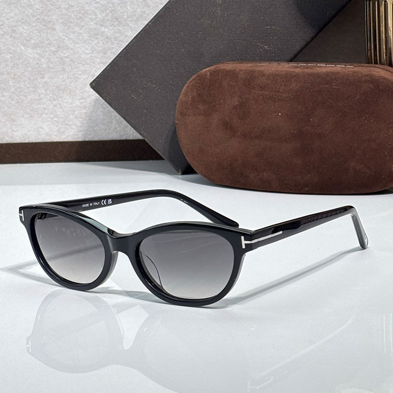 Retro Women small frame cat eye shape sunglasses Designer Womens glasses fashion slim acetate frame glasses UV400 protective frame metal letter T decoration 1310