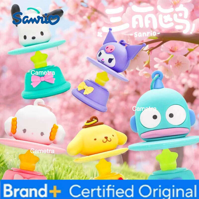 Sanrio Original Keychain Creative Hello Kitty Night Light Keyring Cinnamoroll My Melody Kuromi Key Chain Schoolbag Pendant Gifts H260128