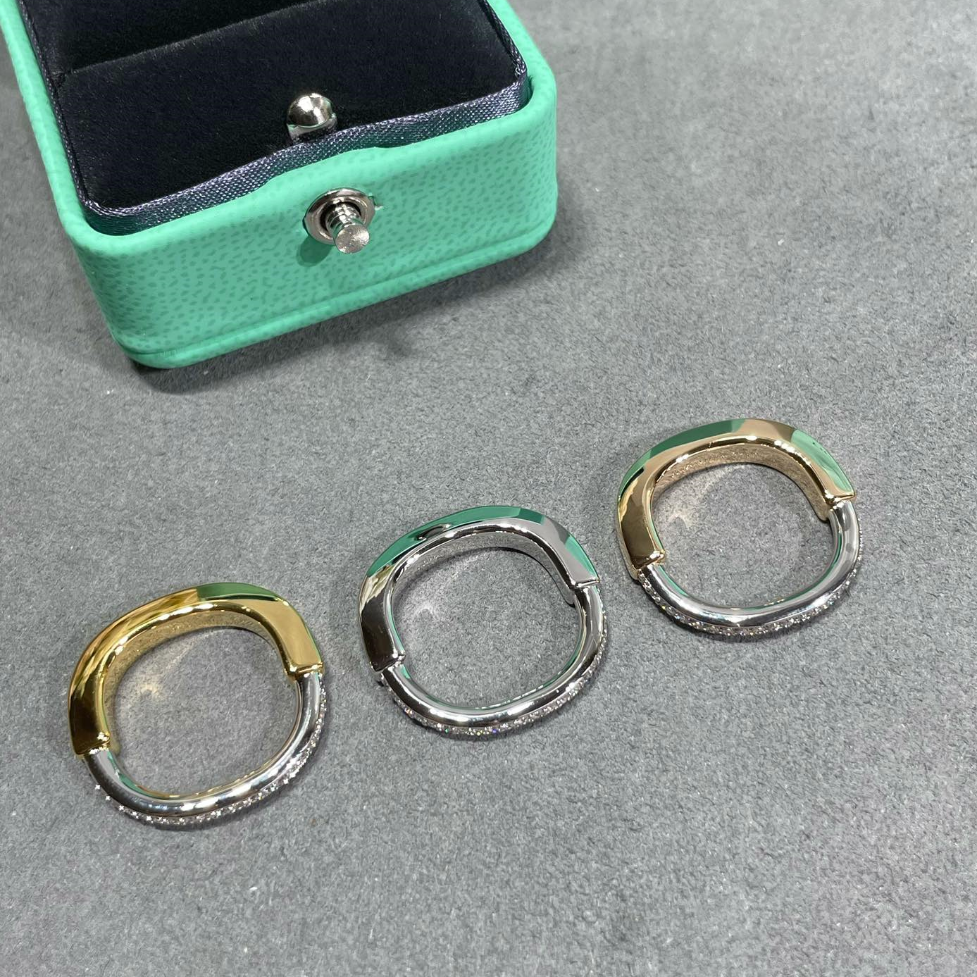 Designer Ring Jewelry Full Diamond 18K gold-plated Band Rings for Men and Women U-shaped lock ring Light Luxury Style High-End Designer Wedding Party Gift