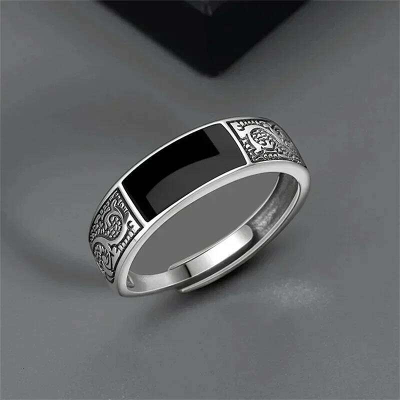 Trendy Vintage Silver for Men Jewelry Black Rectangle Retro Dragon Pattern Ring Male Rings Adjustable XJ260127