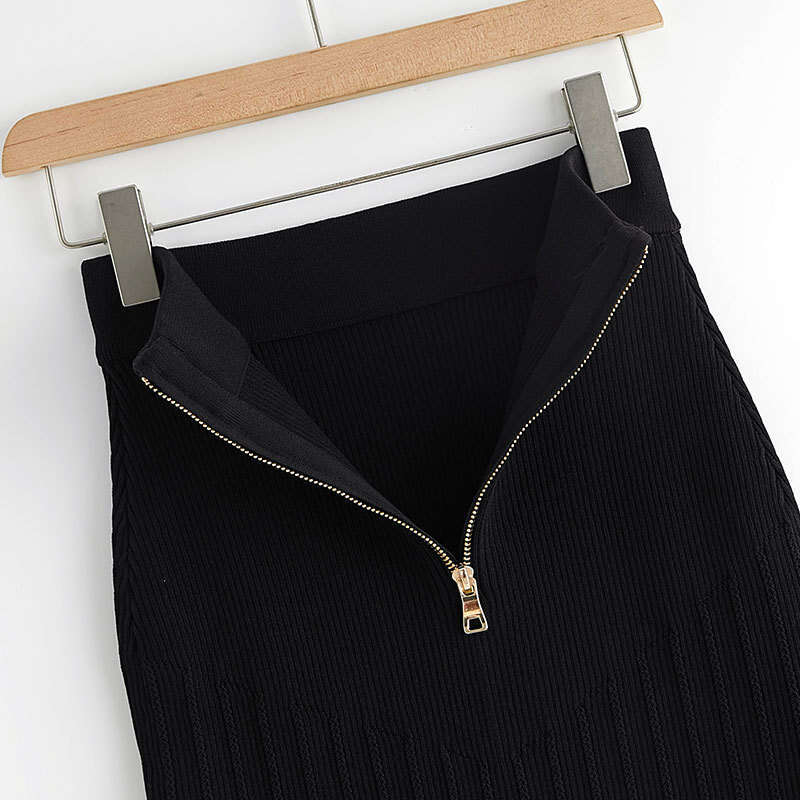 2026 autumn and winter new high-end small fragrance gold buckle knitted bottom mid waist high waist slim fit skirt