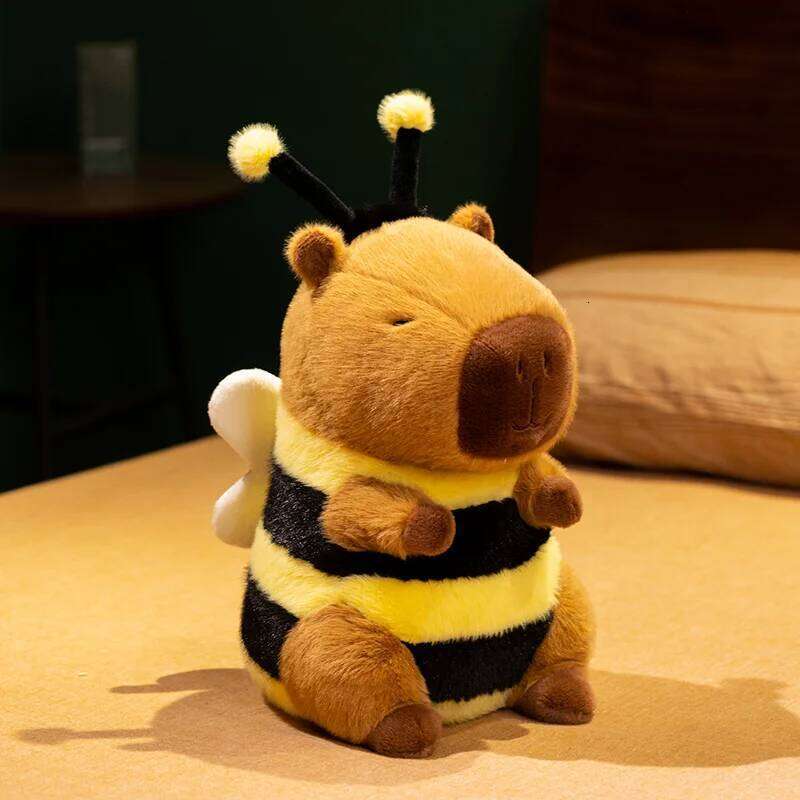 Kawaii Simulation Bee Plush Doll Soft Stuffed Animal Toy for Kids Capybara Lovers Room Decor Y260128