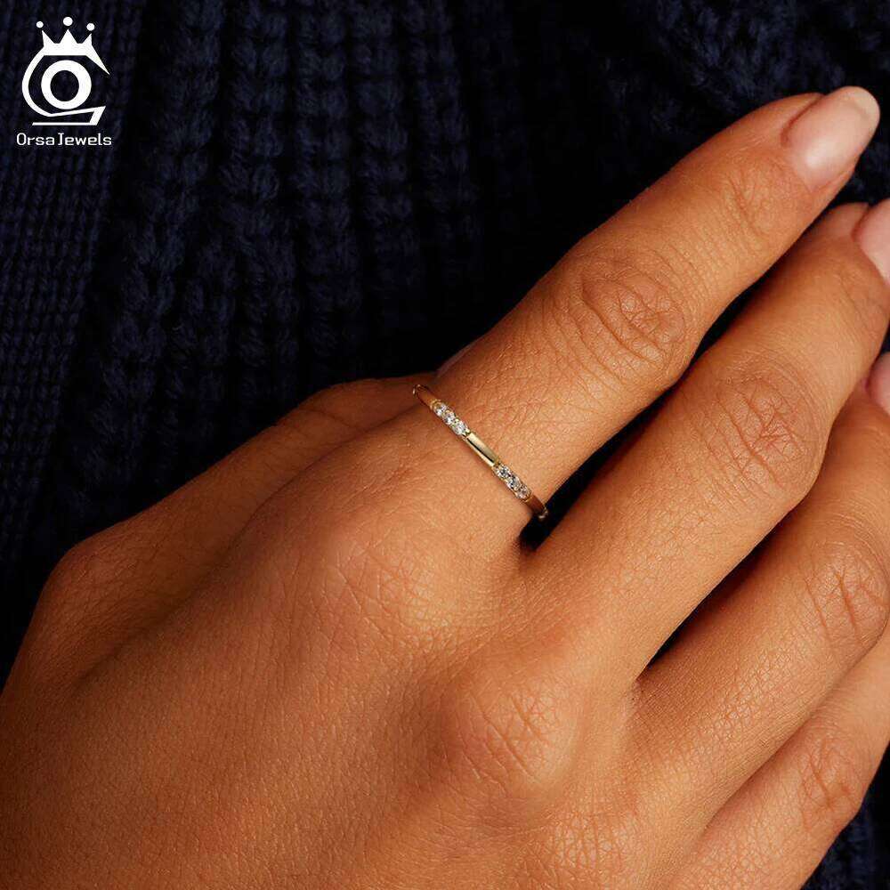 ORSA JEWELS 100% 925 Sterling Silver Minimalist Ring Round 5A CZ Zircon Rings 2025 Women Gift Fine Casual Birthday Jewelry APR37 XJ260127