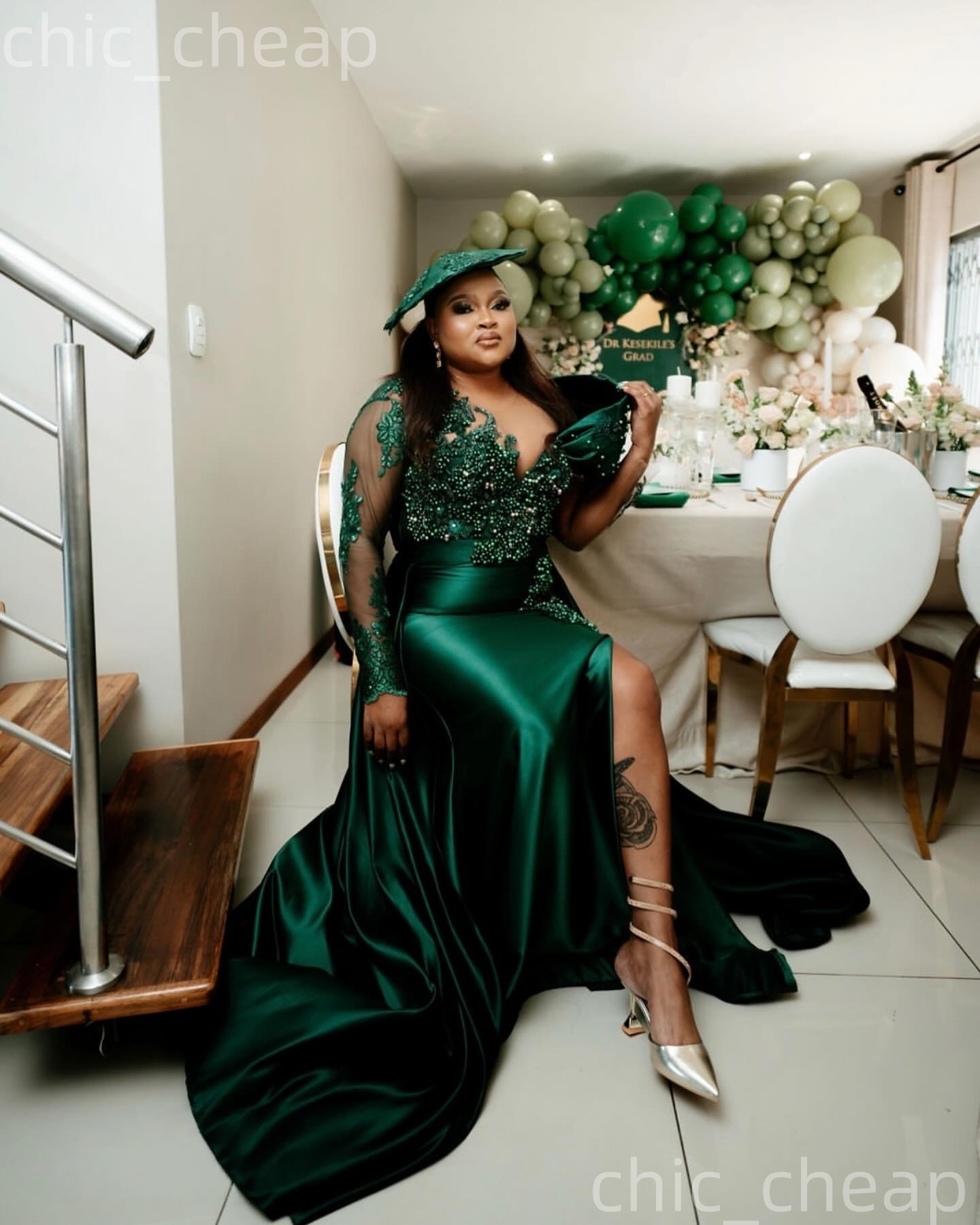 2026 Plus Size Hunter Green Mermaid Mother Of Bride Dresses Lace Pearls Satin High Split Evening Party Mama's Dress 50's Birthday Wedding Gu