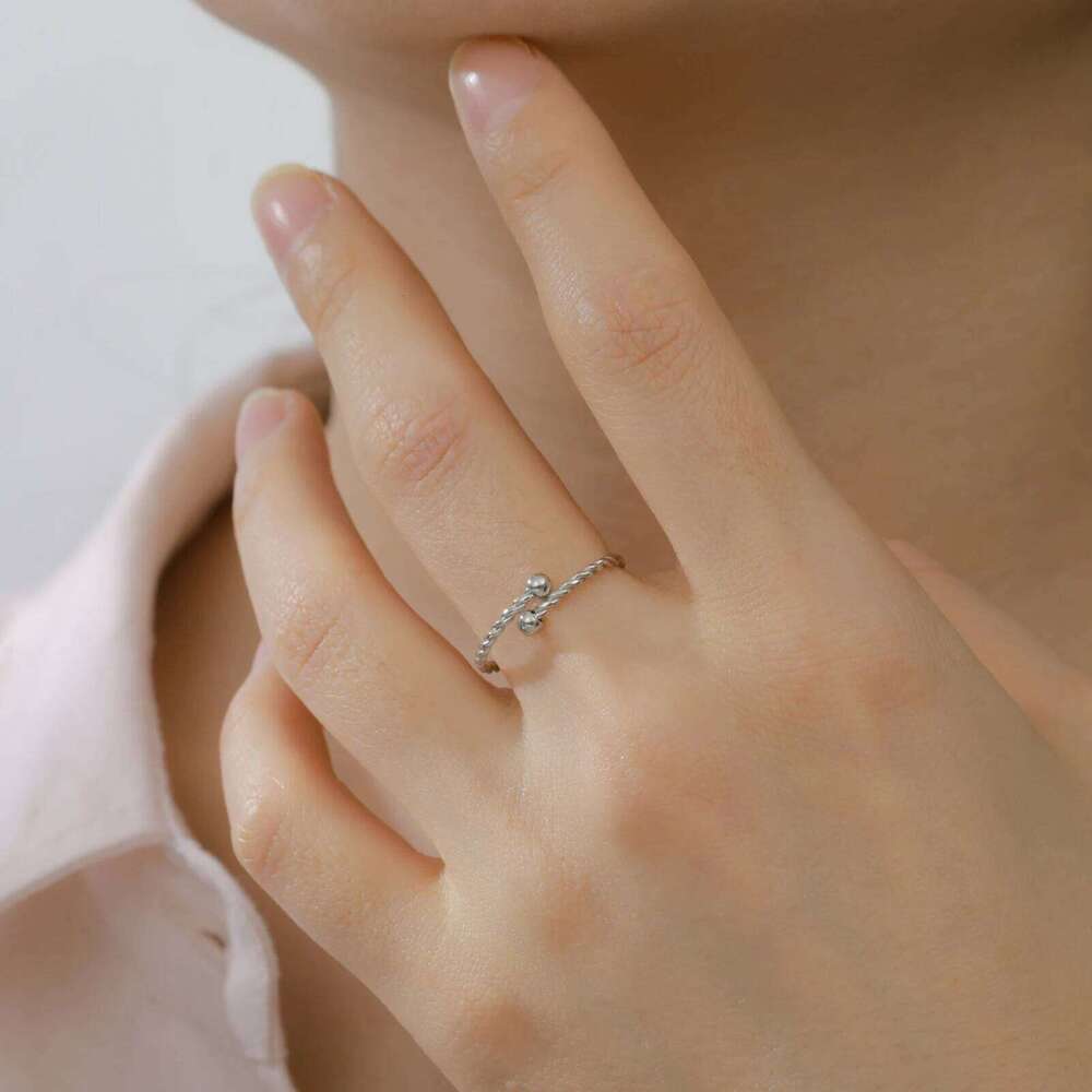 Skyrim Minimalist Stainless Steel Adjustable Rings Women Polished Finger Ring Simple Fashion Jewelry Wedding Gift Wholesale XJ260127