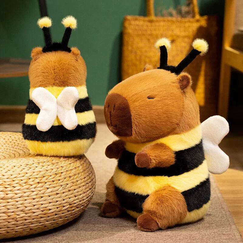 Kawaii Simulation Bee Plush Doll Soft Stuffed Animal Toy for Kids Capybara Lovers Room Decor Y260128