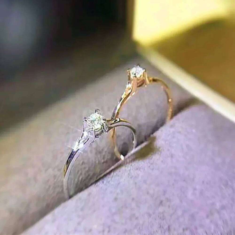 Minimalist Women's Wedding Rings with 4MM Cubic Zirconia Simple Elegant Female Finger Accessory Engagement Bands Jewelry XJ260127