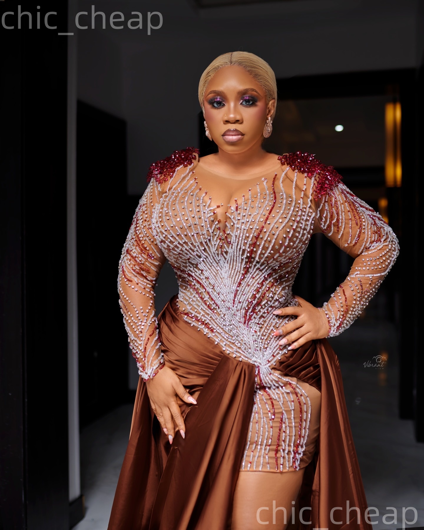 Aso Ebi Brown Sheath Prom Dresses 2026 Crystals Beaded Illusion High Split Evening Formal Party Second Birthday Engagement Gowns Dress For Special Occ